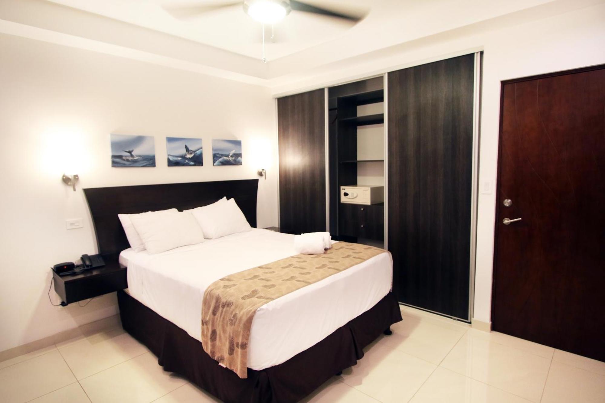 Oceano Boutique Hotel & Bistro Jaco Bagian luar foto